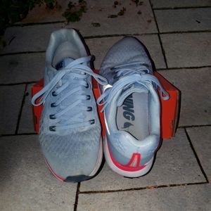 Women's Nike shoes